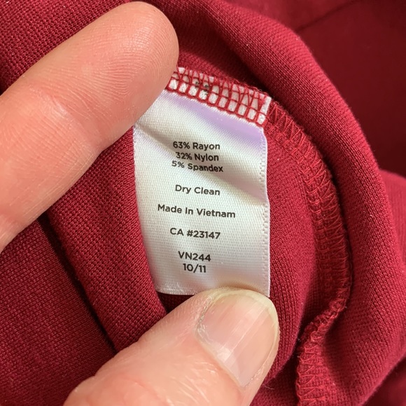 Deep red Talbots dress with stretch, size 10 - Picture 6 of 6